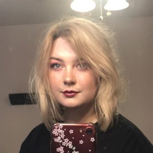 Meet your Posher, Kelly